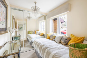 Photo 7- click for photo gallery